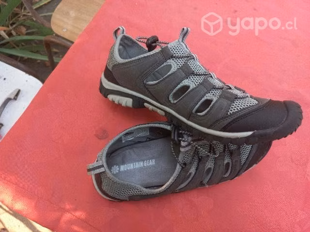 Sandalias mountain gear numero 42 casi nuevas