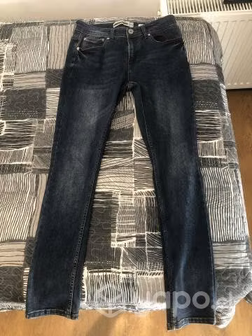 Jeans color azul