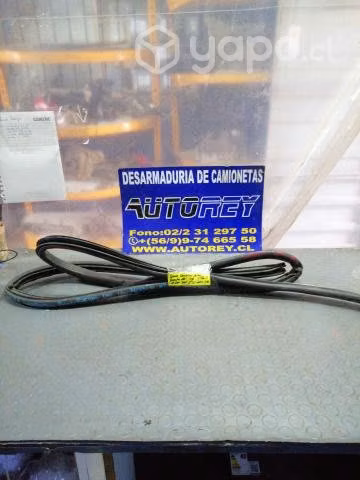 Goma contorno pilar puerta del izq Xtrail 2011