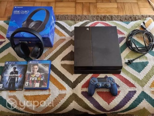 Ps4 + audifonos originales + 2 controles + 2 jueg