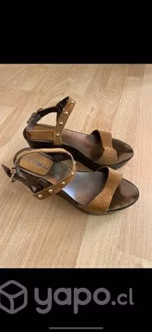 Tacos talla 39 marca enne blue (poco uso) - Imagen 2