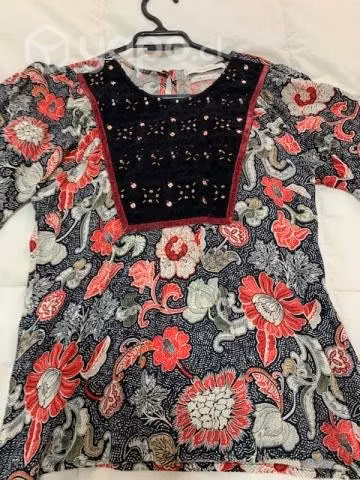 Blusa diseño étinico SFERA