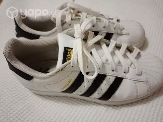 Adidas Superstar