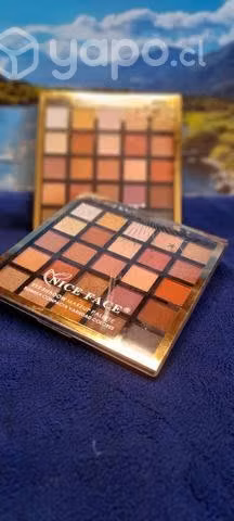 Paletas de sombras,iluminadores,rubores - Imagen 3