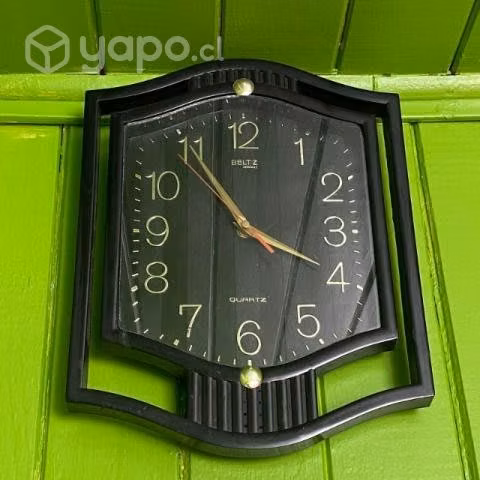 Reloj mural.