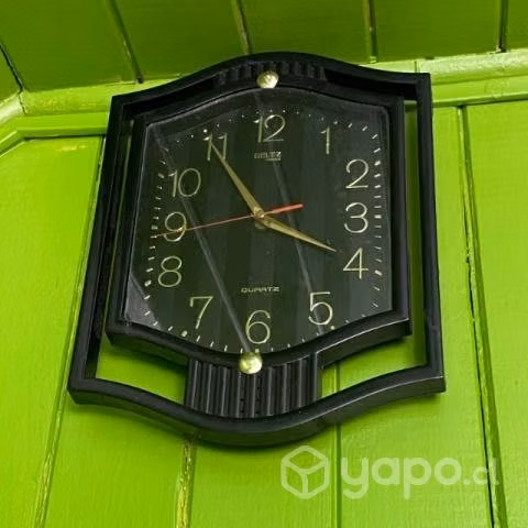 Reloj mural.