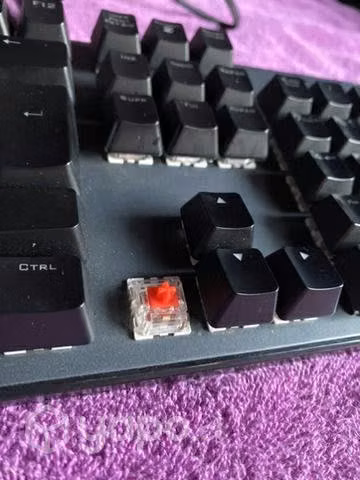 Teclado mecánico gxt asta switch rojo como nuevo - Imagen 3