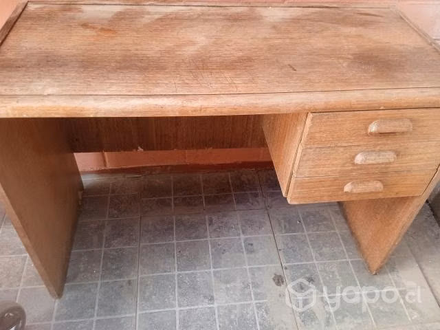 Escritorio de madera - Imagen 2