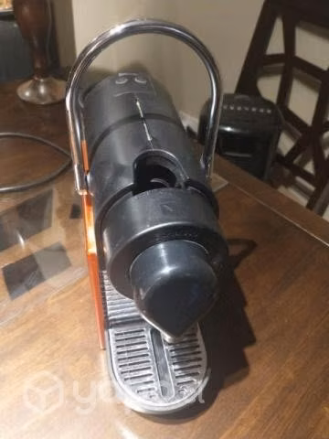 Cafetera nespresso - Imagen 2