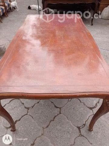 Antigua Mesa de Comedor Normando