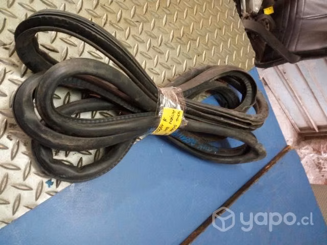 Goma pilar puerta delantera derecha Ssangyong Acty