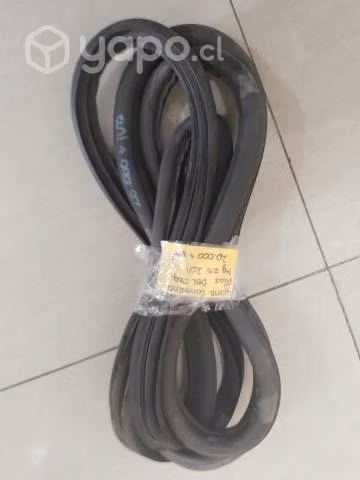 Goma contorno pilar delantera izquierda Mg zs 2019