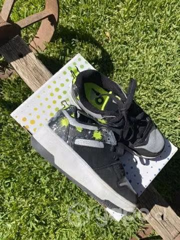 Zapatillas con rueditas