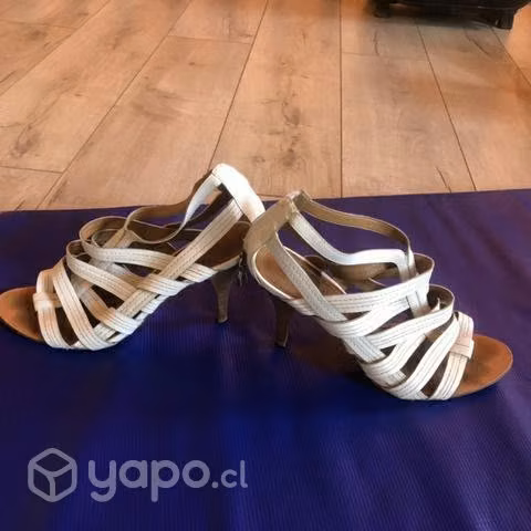 Sandalias cuero