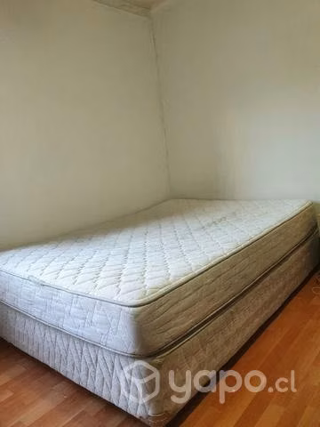 Cama de 2 plazas en buen estado