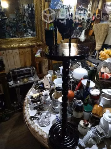 Antigua mesita vintage decoracion casa departament