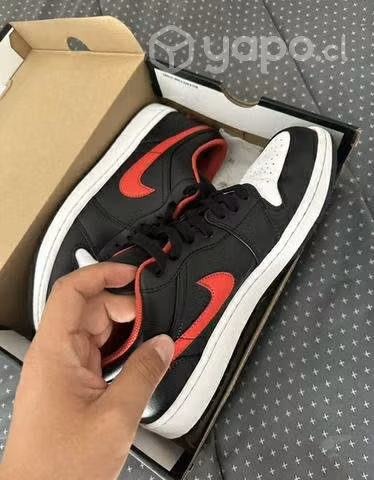 Jordan retro 1