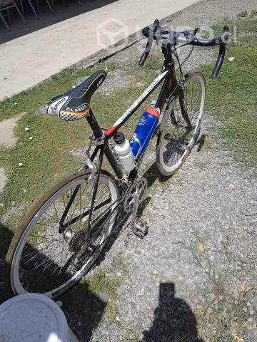 Bicicleta pistera con cambio de velocidades