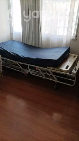 Catre clínico eléctrico con despacho en RM - Imagen 2