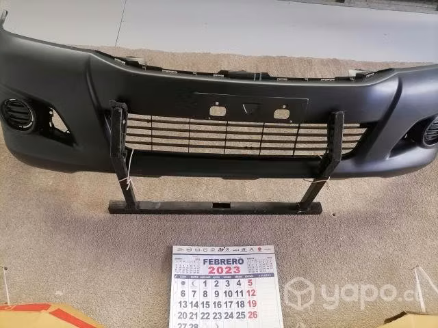 Parachoque toyota hilux 2012-2015