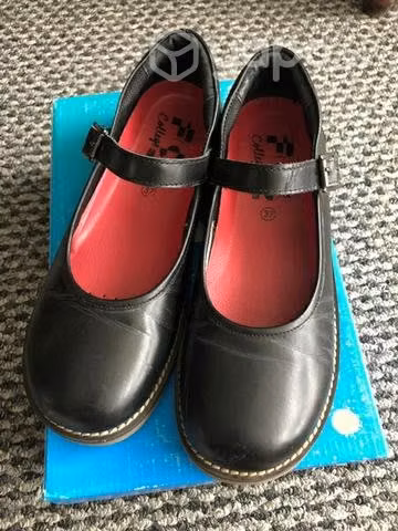 Zapatos de niña colegio