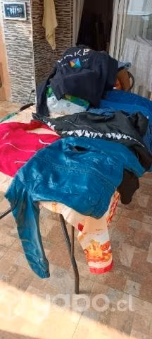 Ropa usada - Imagen 3