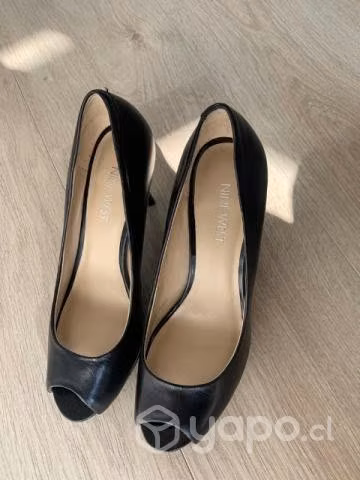Zapatos nine west