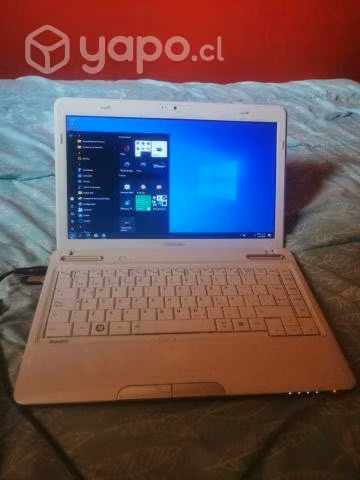 Notebook Toshiba Satelite L735