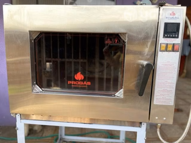 Horno Convector a Gas 5 bandejas