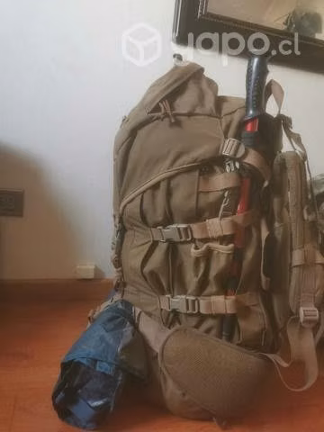 Mochila Militar de Campaña FLYYE 90L