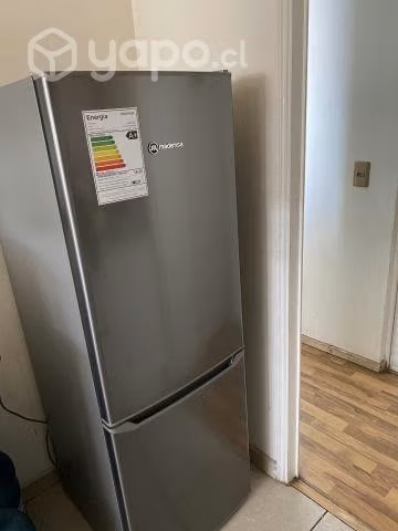 Refrigerador mademsa 1 semana de uso