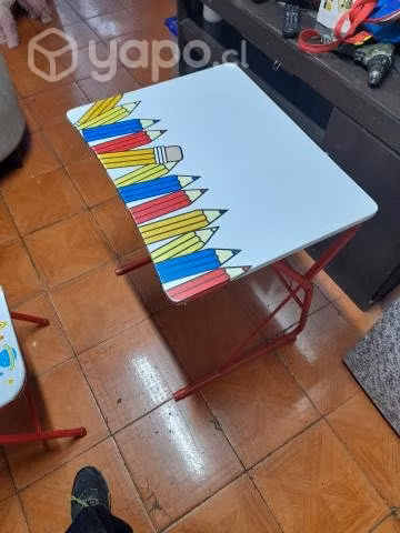 Mesita mas silla conjunto