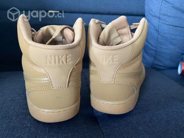 ZAPATILLA NIKE COURT VISION MID talla 44