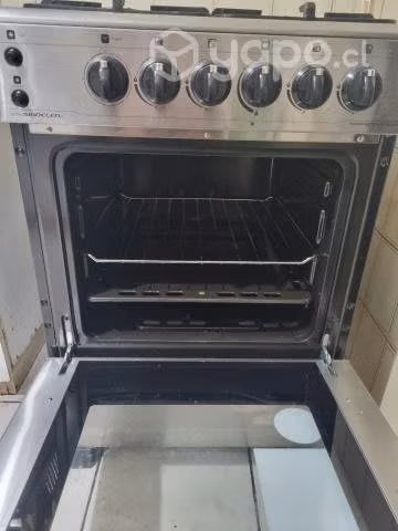 Cocina sindelen prácticamente nueva.