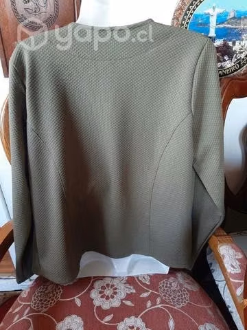 Chaqueta delgada