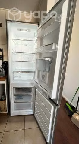 Refrigerador marca Midea 262 lts - Imagen 2