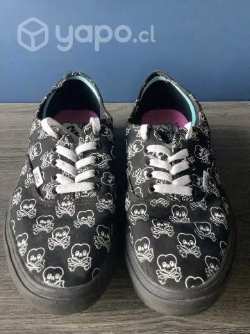 Zapatillas vans authentic black and white