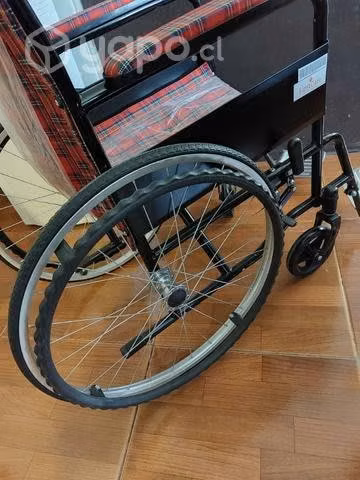 Silla de ruedas pediátrica