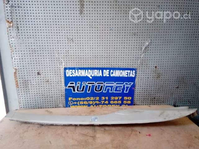 Tapiz cubre pilar delantero superior derecho Peuge