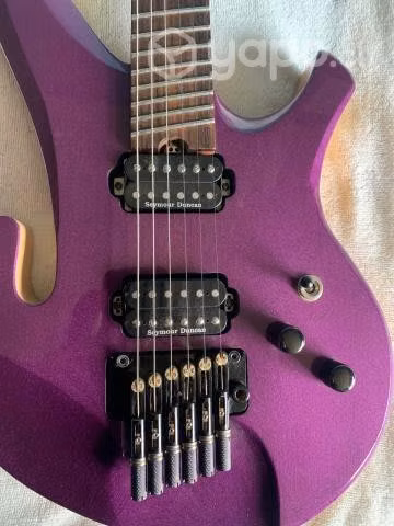 Guitarra electrica DORIAN de luthier
