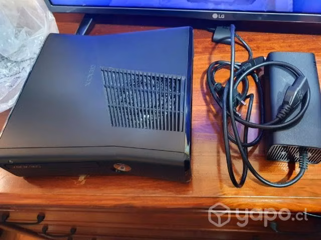 Xbox 360 Slim 320 GB