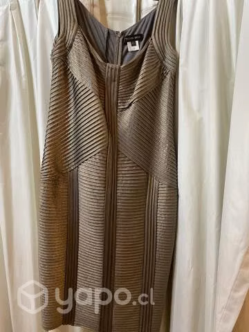 Vestido dorado de fiesta