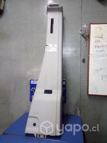 Tapiz cubre pilar central derecho Peugeot Boxer