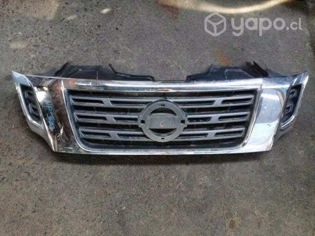 Mascara nissan np300 original