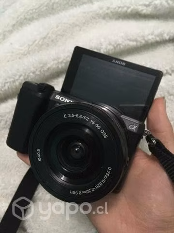 Cámara Sony Profesional a5100