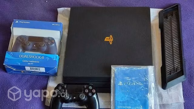Playstation 4 Pro excelentes condiciones