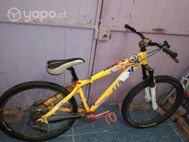 Bicicleta MTB dirt jump