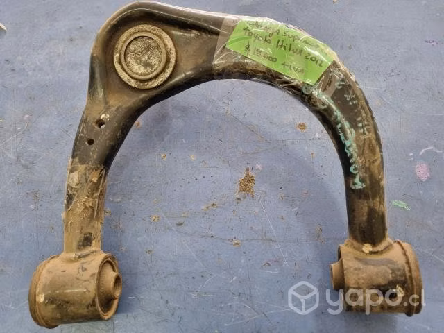 Bandeja superior delantera izquierda Toyota Hilux