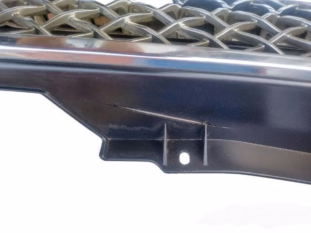 Máscara Chevrolet Avalanche 2007-2013 Con Detalle - Imagen 5