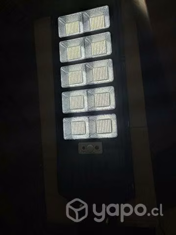 Foco Solar 500w con panel Incorporado